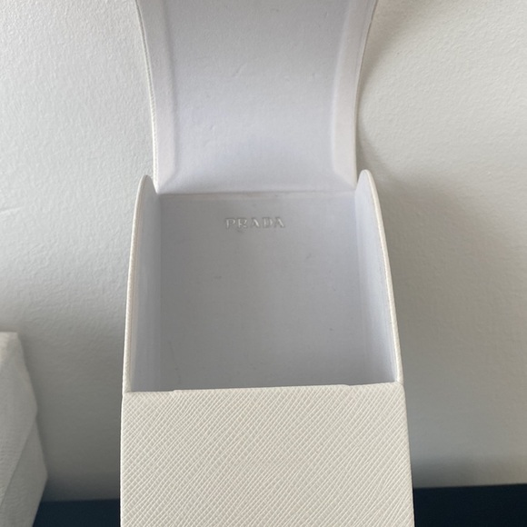 Prada Runway Sunglasses ๐ถ Authentic - Picture 10 of 12